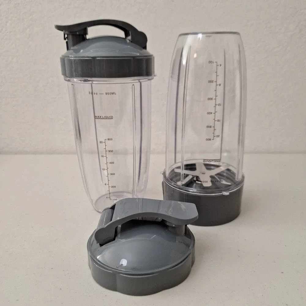 NutriBullet 2 Blender Cups, 2 Flip Top Lids & 1 Flat Blade Replacement Set NEW